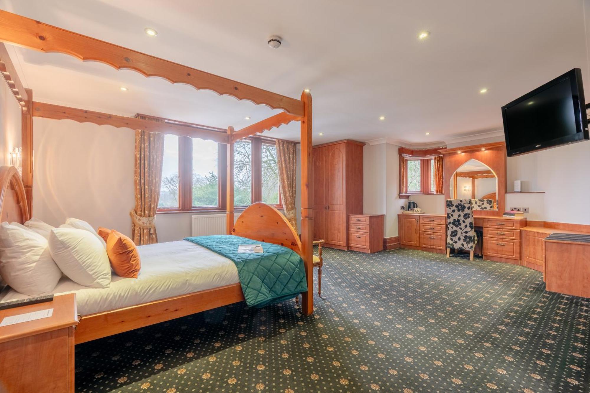 Отель Springbank Manor Дарвэн Экстерьер фото