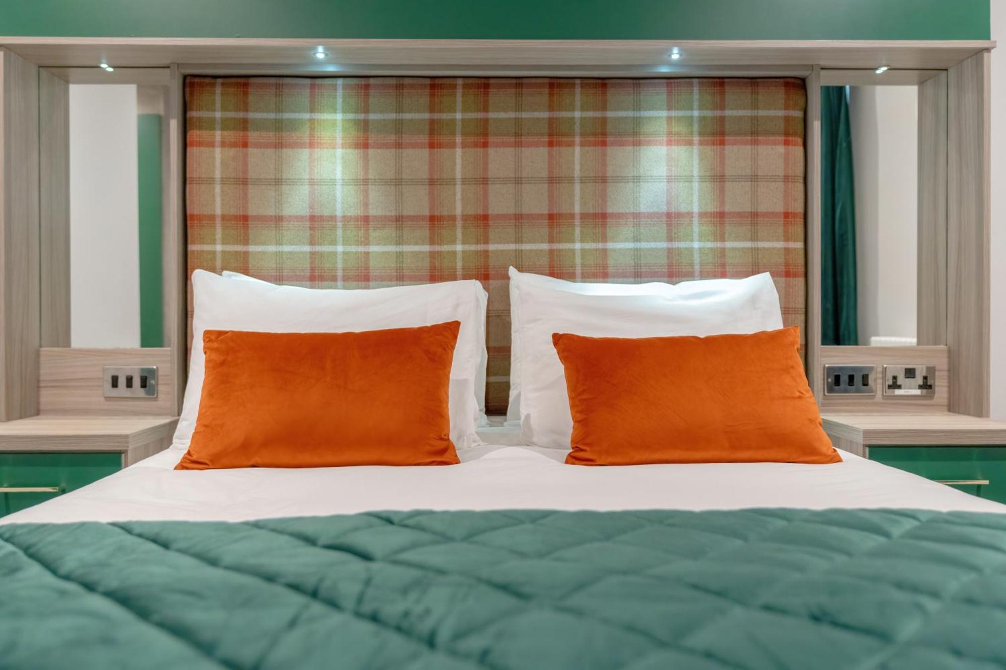 Отель Springbank Manor Дарвэн Экстерьер фото